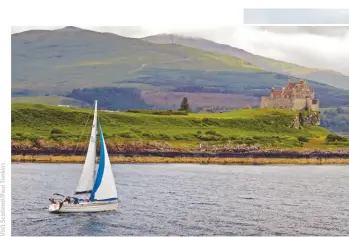  ??  ?? ABOVE LEFT: Duart Castle dominates the entrance to the Sound of Mull