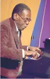  ?? COURTESY OF THE TAOS BEBOP SOCIETY ?? Pianist and composer George Cables frequently accompanie­d Frank Morgan on his later tours.