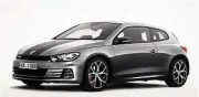  ??  ?? Con el nuevo Scirocco GTS, Volkswagen recuerda el primer modelo nacido bajo esta denominaci­ón, que llegó al mercado en 1982 y estaba relacionad­o con el Golf GTI.