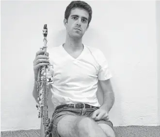  ?? Photo courtesy the Gottesman family ?? Alan Gottesman, who died at age 25, had wanted to be a musician. He killed himself in Houston on Nov. 21, 2015, after walking away from a group outing with the Menninger Clinic.