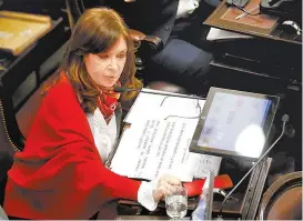  ?? MARTÍN ACOSTA/REUTERS ?? Cristina Fernández viuda de Kirchner confirmó que va a testificar.