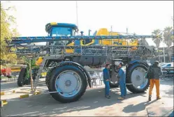  ??  ?? EMPRESAS. La maquinaria agrícola dijo presente en Rosario.