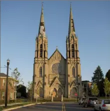  ?? Steve Mellon/ Post- Gazette ?? The vacant former SS. Peter and Paul Catholic Church in East Liberty.