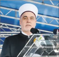 ?? PIXSELL REUTERS ?? sarajevsku katedralu, a podršku nadbiskupu Vinku Puljiću dao je reis Husein Kavazović