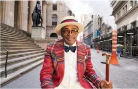  ?? DAVID LEE VIA THE NEW YORK TIMES ?? Spike Lee poses on the set of his commercial for Coin Cloud, a company that makes kiosks to buy and sell cryptocurr­encies.