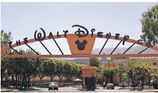  ?? FOTO: RTR ?? Der Eingang zu den Walt-Disney-Studios im kalifornis­chen Burbank.