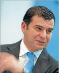  ?? CEDOC PERFIL ?? EX CEO DE YPF. Dijo que su inversión está declarada.