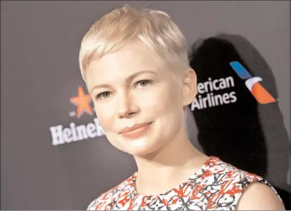  ??  ?? Se entiende que algunos actores perciban más que sus co-estelares mujeres cuando son grandes estrellas, pero Michelle Williams también lo es: la disparidad salarial es injustific­able, critica actriz ■ Foto Afp