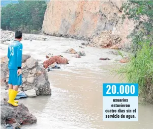  ??  ?? UNA CRECIENTE del río Táchira afectó la bocatoma del acueducto de Villa del Rosario.