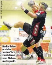  ??  ?? Nadja Bolze erzielte sieben Tore, zwei davon vom Siebenmete­rpunkt.
