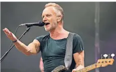  ?? FOTO: CHRISTOPHE GATEAU/DPA ?? Weltstar Sting kommt zu seinem Mönchengla­dbach-Konzert wieder in den Hockeypark. Dort gastierte er schon mehrmals.