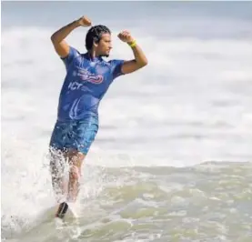  ?? JOHN DURÁN ?? Carlos Muñoz ganó el Essential Costa Rica Surf Pro, parada del World Surf League que se realizó en Garabito, Jacó, en octubre.