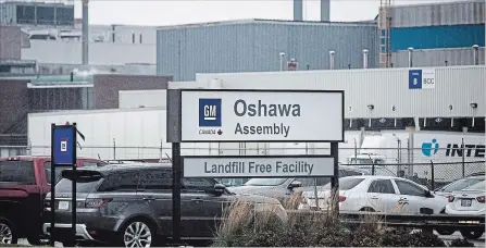  ?? EDUARDO LIMA THE CANADIAN PRESS ?? Half the 3,000 Oshawa GM workers are eligible to retire, the other half have to scramble to survive.