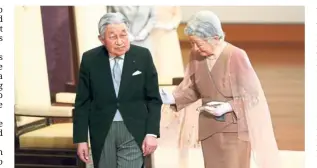  ?? — AP ?? A milestone to remember: Akihito and Michiko leaving after their 60th wedding anniversar­y celebratio­n at the Imperial Palace in Tokyo.