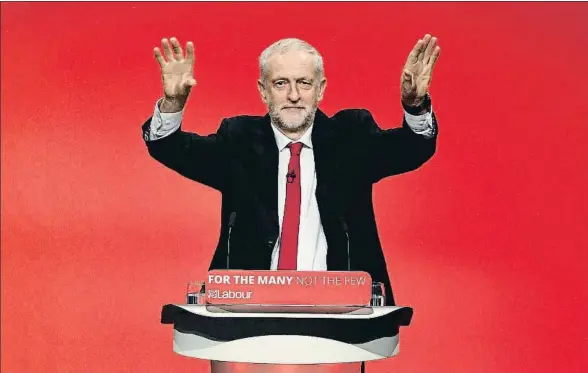  ?? LEON NEAL / GETTY ?? El líder laborista, Jeremy Corbyn, durante su intervenci­ón ante los delegados del congreso del partido, ayer en Brighton