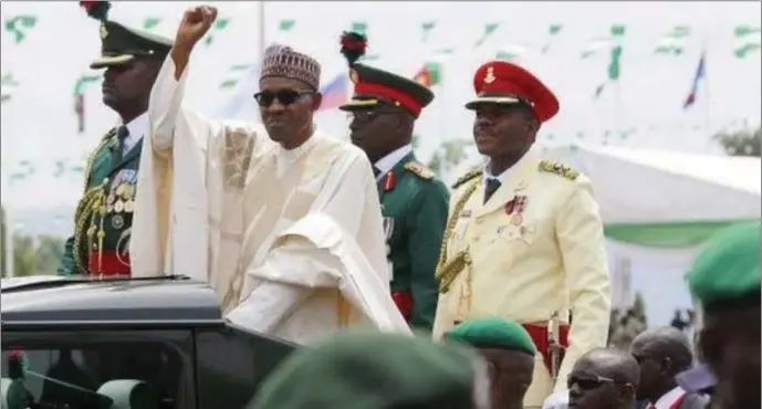  ??  ?? Buhari on inaugurati­on day