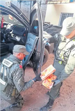  ?? Prensa gendarmerí­a ?? El secuestro de la droga oculta en la Toyota