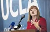  ?? Brian van der Brug Los Angeles Times ?? LORETTA SANCHEZ, above at a UCLA luncheon this month, is mostly on her own for fundraisin­g.