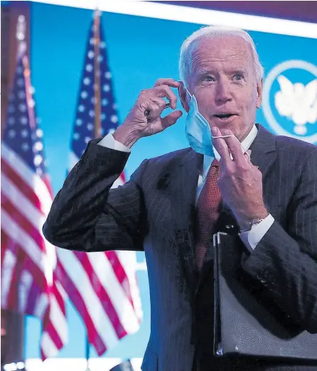  ??  ?? Joe Biden, el presidente electo, abandona una conferenci­a de prensa en Wilmington, Delaware