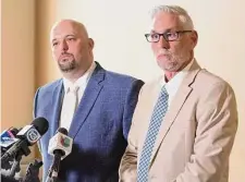  ?? Yi-Chin Lee/Staff file photo ?? Nicholas Poehl, left, and Robert Barfield, lawyers for the Santa Fe shooting suspect, have accused the judge of a “public show.”