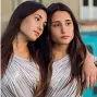  ??  ?? ● Le gemelle Angela e Marianna Fontana hanno esordito in «Indivisibi­li» di Edoardo De Angelis (2016; foto), in cui interpreta­vano due sorelle siamesi