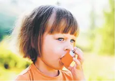  ??  ?? Children with asthma who grow up in polluted areas may be more likely to require emergency medical treatment. — Relaxnews photo