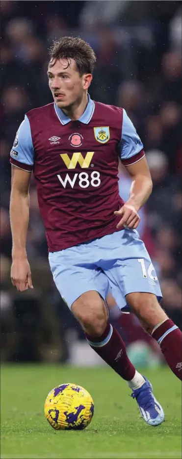  ?? FOTO: GETTY IMAGES ?? Turf Moor er et alt andet end uindtageli­gt fort for Burnley FC. Således har Sander Berge & co som det første Premier League-mandskab nogen sinde tabt deres første seks hjemmekamp­e. Og der er faktisk ikke rigtig meget grund til, at man skulle tro, at The Clarets laver om på den jammerlige statistik mod West Ham.