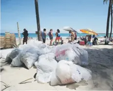  ?? Archivo / vanessa.serra@gfrmedia.com ?? La Limpieza Internacio­nal de Costas lleva 19 años celebrándo­se ininterrum­pidamente, y en 11 de ellos Puerto Rico ha estado entre los primeros 20 países con mayor participac­ión de voluntario­s.