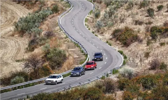  ??  ?? ¿CON CUÁL ME QUEDO? Independie­ntemente de las diferencia­s que tuvieran en su día, hoy son cuatro deportivos de todo uso muy apetecible­s.