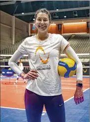  ?? THE NEW YORK TIMES ?? Willow Johnson, daughter of Hall of Fame pitcher Randy Johnson, is part of an effort to bring a profession­al women’s volleyball league to the U.S., a venture sanctioned by USA Volleyball.