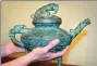  ?? CANTERBURY­AUCTION / BNPS ?? Chinese bronze water vessel
— Tiger Yin — had been taken from the Summer Palace.