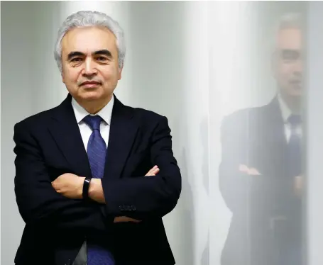  ??  ?? Fatih Birol, executive director of the Internatio­nal Energy Agency, said the energy industry must send a political signal to the world during the pandemic.