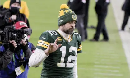  ?? Photograph: Mark Black/UPI/REX/Shuttersto­ck ?? Aaron Rodgers acknowledg­es the fans as he walks off the field after losing the NFC Championsh­ip game last month.