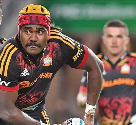  ?? Photo: Super Rugby ?? Fijian-born Chiefs star forward Pita Sowakula on the attack against the Blues.