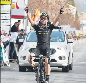  ?? FOTO: EFE ?? El británico Simon Yates ganó la etapa reina de la Vuelta a Andalucía