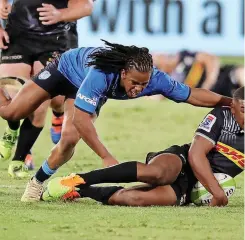  ?? SAMUEL SHIVAMBU BackpagePi­x ?? STEDMAN Gans of the Bulls in action during the match against the Stormers at Loftus Versfeld. |