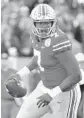  ?? JAE C. HONG/AP FILE ?? Ohio State’s Dwayne Haskins, above, and Oklahoma’s Kyler Murray are viewed as the top two quarterbac­ks in this April’s NFL draft, and each have only one season of experience as college starters.