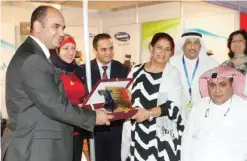  ??  ?? Dr Hossam Afify with Sheikha Sheikha Al Khalifa Al Sabah