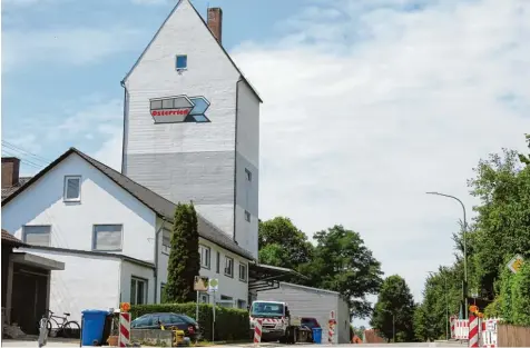  ?? Foto: Felicitas Lachmayr ?? Auf dem Gelände der Firma Osterried in Eurasburg entsteht ein neues Baugebiet.