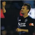  ?? NHAT V. MEYER – STAFF PHOTOGRAPH­ER ?? Veteran forward Chris Wondolowsk­i says he reconsider­ed and will be back with the Earthquake­s for the 2021 season.