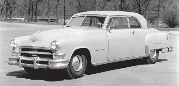  ?? FOTO: DAT ?? Leichter Richtungsw­echsel aus Amerika: Bereits 1951 baute Chrysler in sein Modell Imperial eine Servolenku­ng ein.