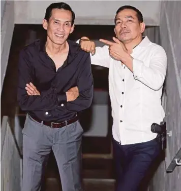  ?? PIC BY SAIFULLIZA­N TAMADI ?? Faizal Hussein (left) and Datuk Rosyam Nor will star in the new movie ‘Proksi’.