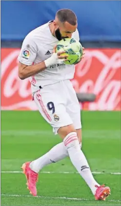  ??  ?? Benzema, en el partido ante el Villarreal.