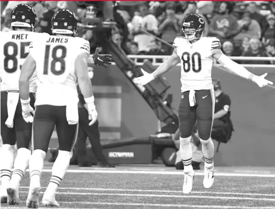  ?? NIC ANTAYA/GETTY IMAGES ?? After a productive 2020, tight end Jimmy Graham has appeared in only 22% of the Bears’ offensive snaps, but he did catch a touchdown against the Lions.