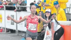  ?? ABEL CÁRDENAS/ ADN ?? Netsanet Gudeta, campeona vigente de la media maratón de Bogotá.