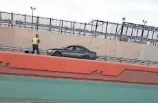  ??  ?? El accidEntE ocurrió la madrugada del lunes en la autopista Loop 375