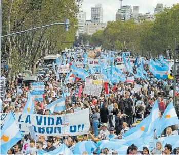  ?? MARIO QUINTEROS ?? Marcha. En Recoleta, en marzo, en rechazo a la despenaliz­ación.