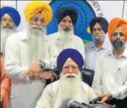  ?? SGPC president Kirpal Singh Badungar addressing a press conference in Anandpur Sahib on Sunday. HT PHOTO ??