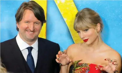  ??  ?? Claws out ... Hooper and Taylor Swift at the New York premiere of Cats. Photograph: Andrew Kelly/Reuters