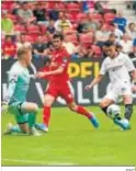  ?? SFC ?? Munir bate a Müller, del Mainz 05.